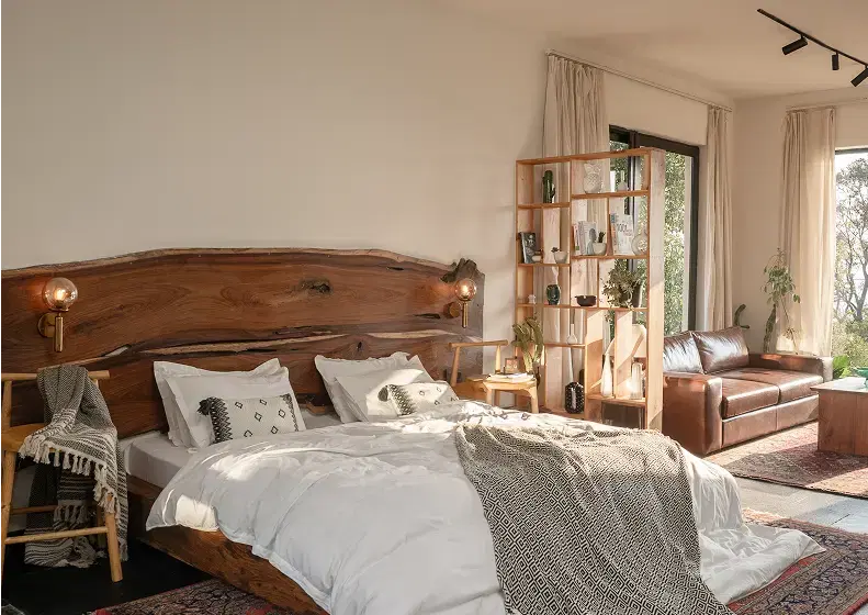 BIOPHILLIC - FARM FACING